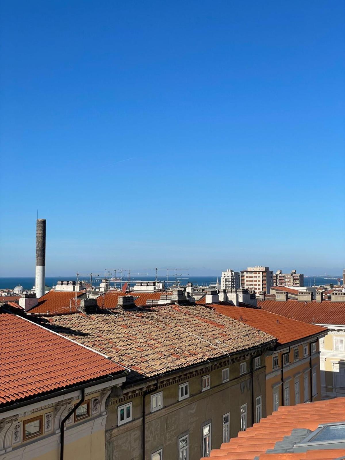 Piccola Accogliente E Luminosa Camera In Appartamento Condiviso Con Terrazza Vista Mare Triest Zewnętrze zdjęcie